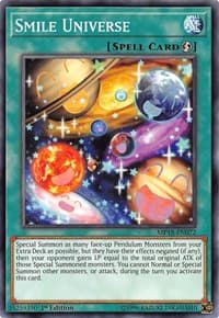 Smile Universe: 2018 Mega-Tins Mega Pack