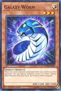 Galaxy Worm: 2018 Mega-Tins Mega Pack