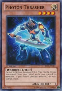 Photon Thrasher: Battle Pack 2: War of the Giants