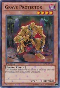 Grave Protector (Starfoil): Battle Pack: Epic Dawn