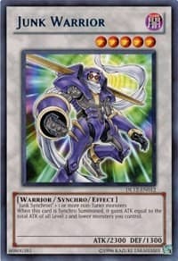 Junk Warrior (Red): Duelist League Promo