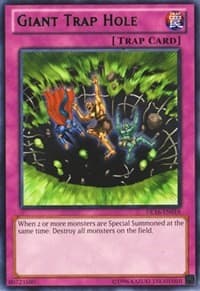 Giant Trap Hole (Green): Duelist League Promo